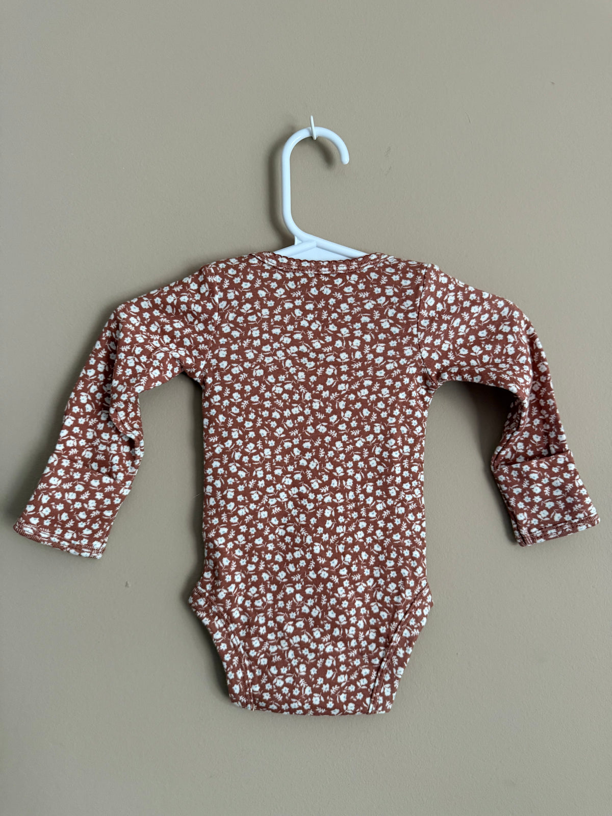 NB Onesie Set (2)