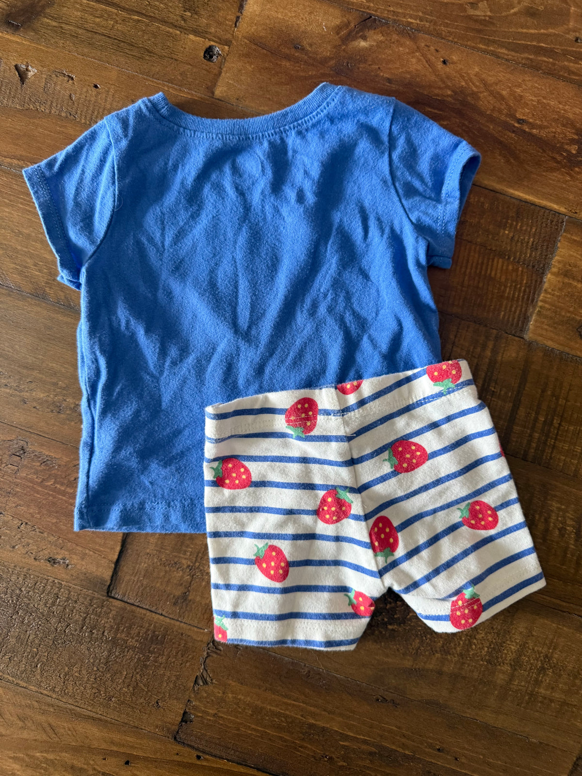 0-6M Strawberry Set