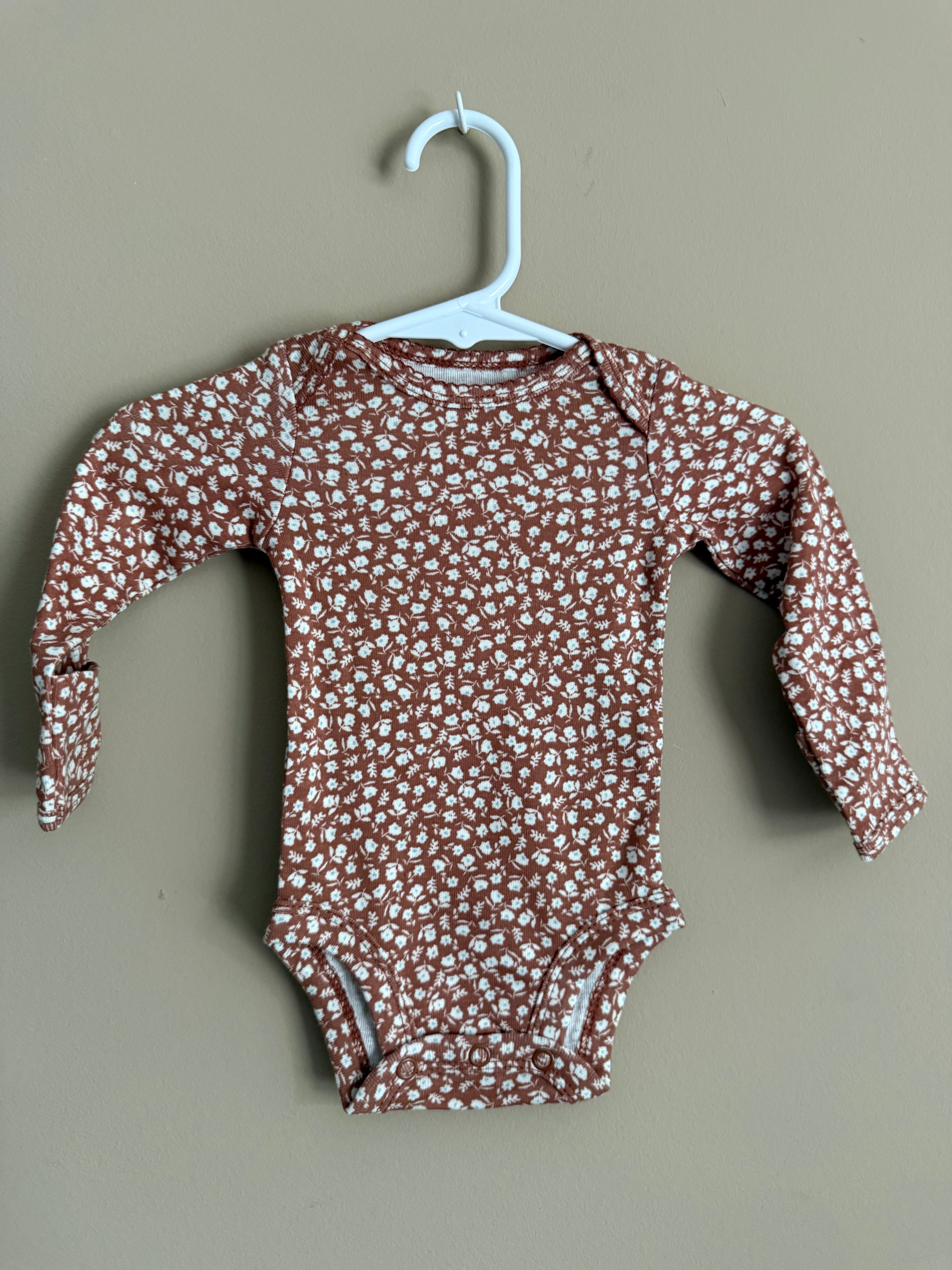 NB Onesie Set (2)